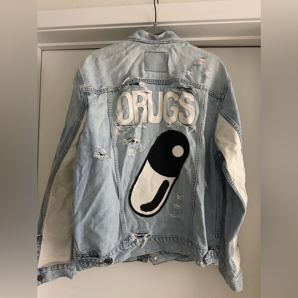 Vintage distressed Levi Denim Jacket